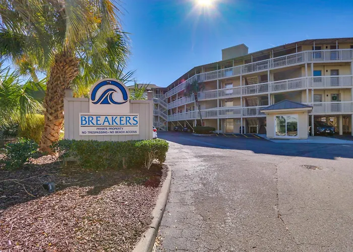 Beachfront Condo With Pool Access In Hilton Head!